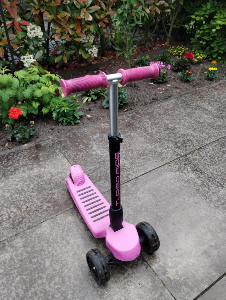 Roze Turbo Ride Step met led wielen, Ophalen of Verzenden, Gebruikt, Gewone step