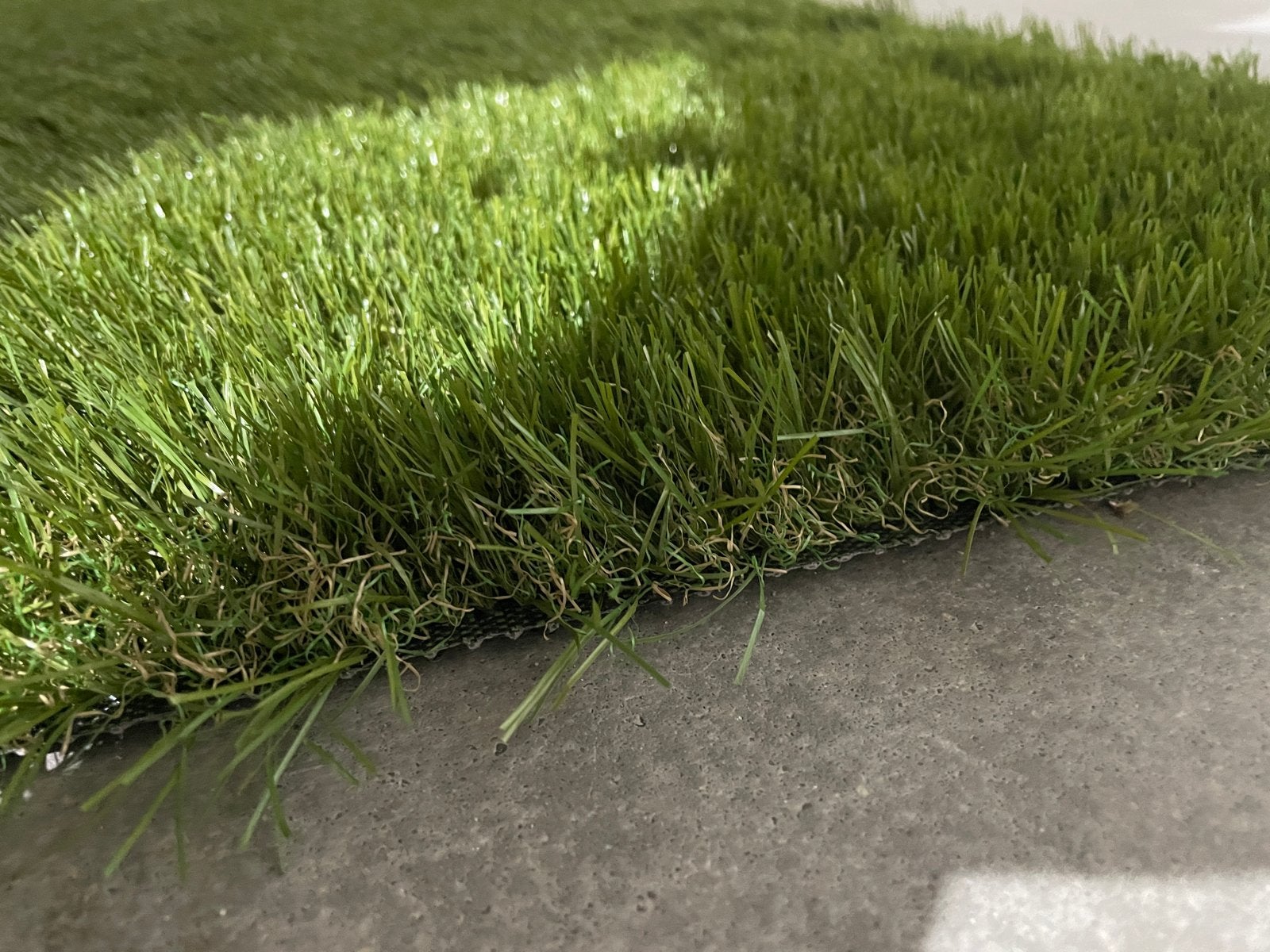 40 mm kunstgras met mosdraad aanbieding €12,50 per m2, Ophalen, Kunstgras, 20 m² of meer, 1001 trading