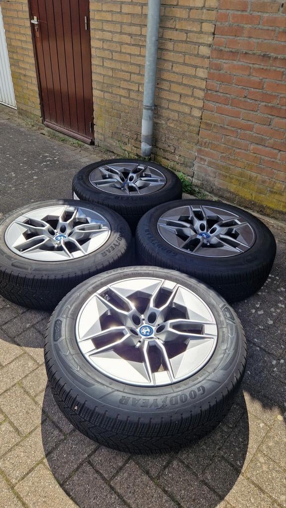 BMW ix X-Drive i20 20 INCH VELGEN Frozen Midnight Grey Alu, Auto-onderdelen, Banden en Velgen, Banden en Velgen, 20 inch, 235 mm