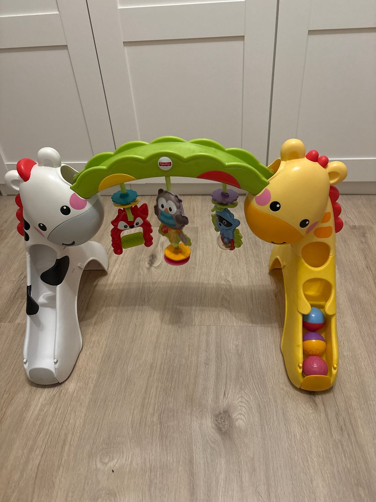 Fisher-Price Muzikale Giraffe Speelboog met Ballen, Kinderen en Baby's, Ophalen of Verzenden, Gebruikt, Speelset, Met geluid