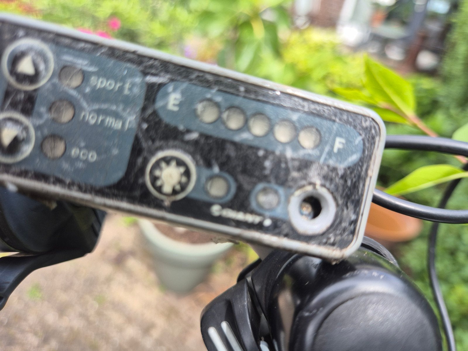 gezocht: fietsenmaker die mij kan helpen met display, Fietsen en Brommers, Ophalen of Verzenden, Gebruikt, Minder dan 10 versnellingen