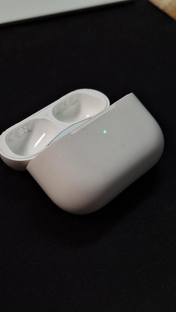 Airpods Pro 1 - case A2190, Ophalen of Verzenden