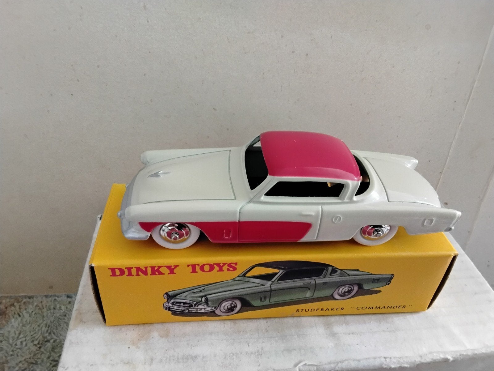 DINKY TOYS  ATLAS   STUDEBAKER "COMMANDER" NO 540  24 Y, Ophalen of Verzenden, Zo goed als nieuw, Auto, Dinky Toys