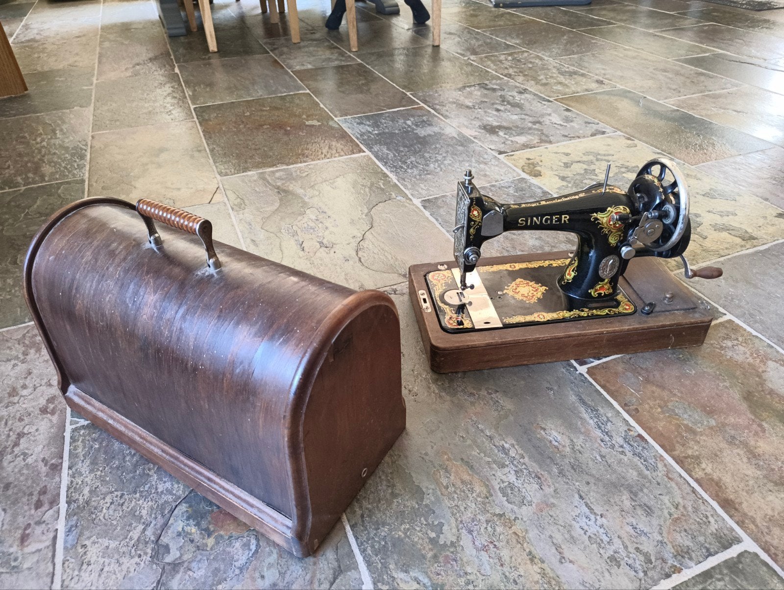Singer 128K naaimachine uit 1917, werkend met accessoires, Ophalen of Verzenden