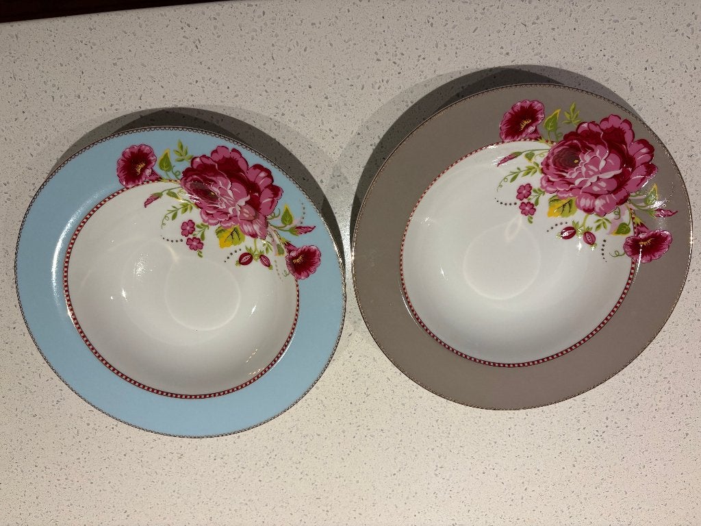 Pip Studio Floral grote diepe borden 26,5 cm blauw taupe, Ophalen of Verzenden, Zo goed als nieuw, Bord(en), Overige stijlen