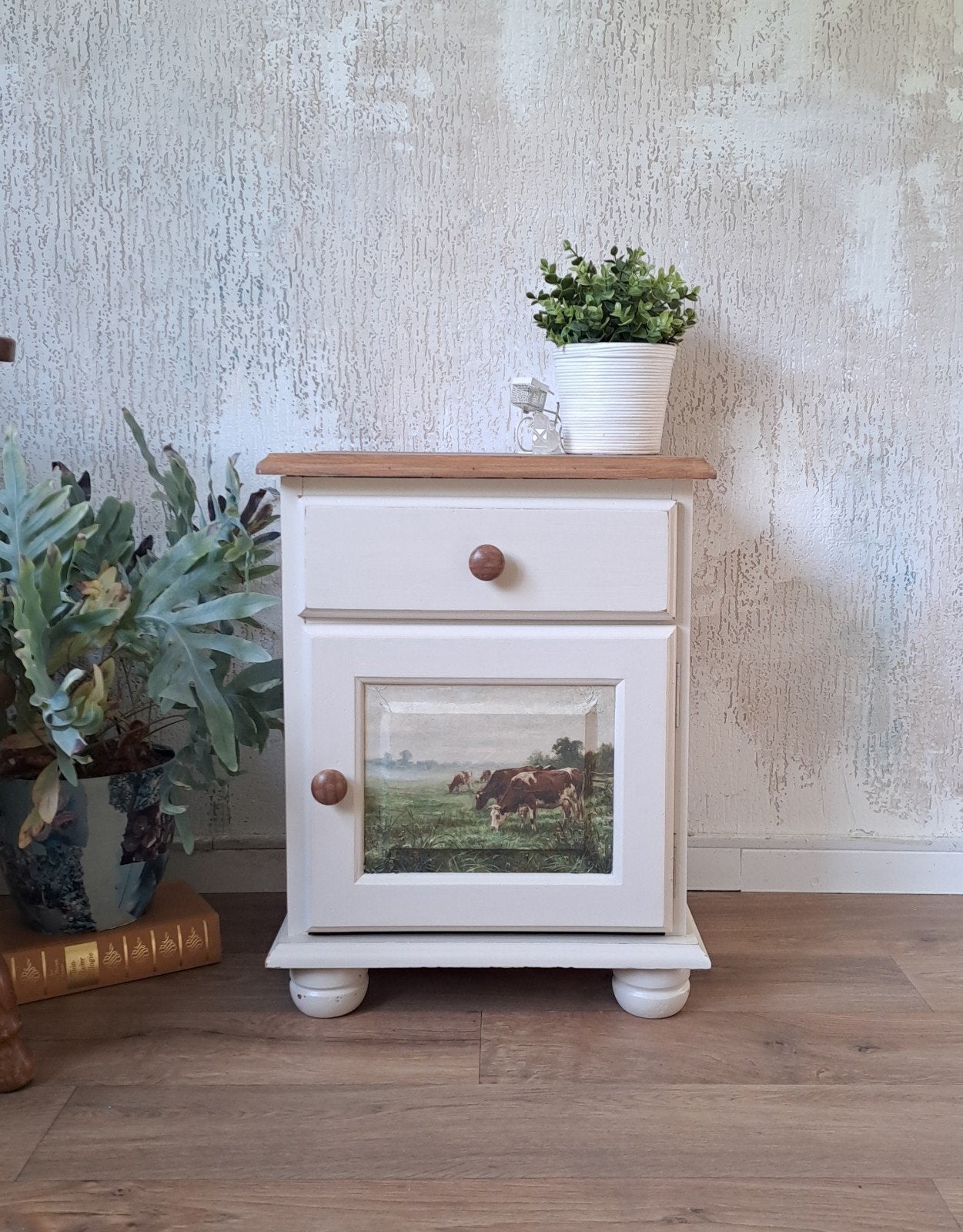 Landelijk nachtkastje, Ophalen, 1 of 2 laden, 50 tot 100 cm, Minder dan 100 cm