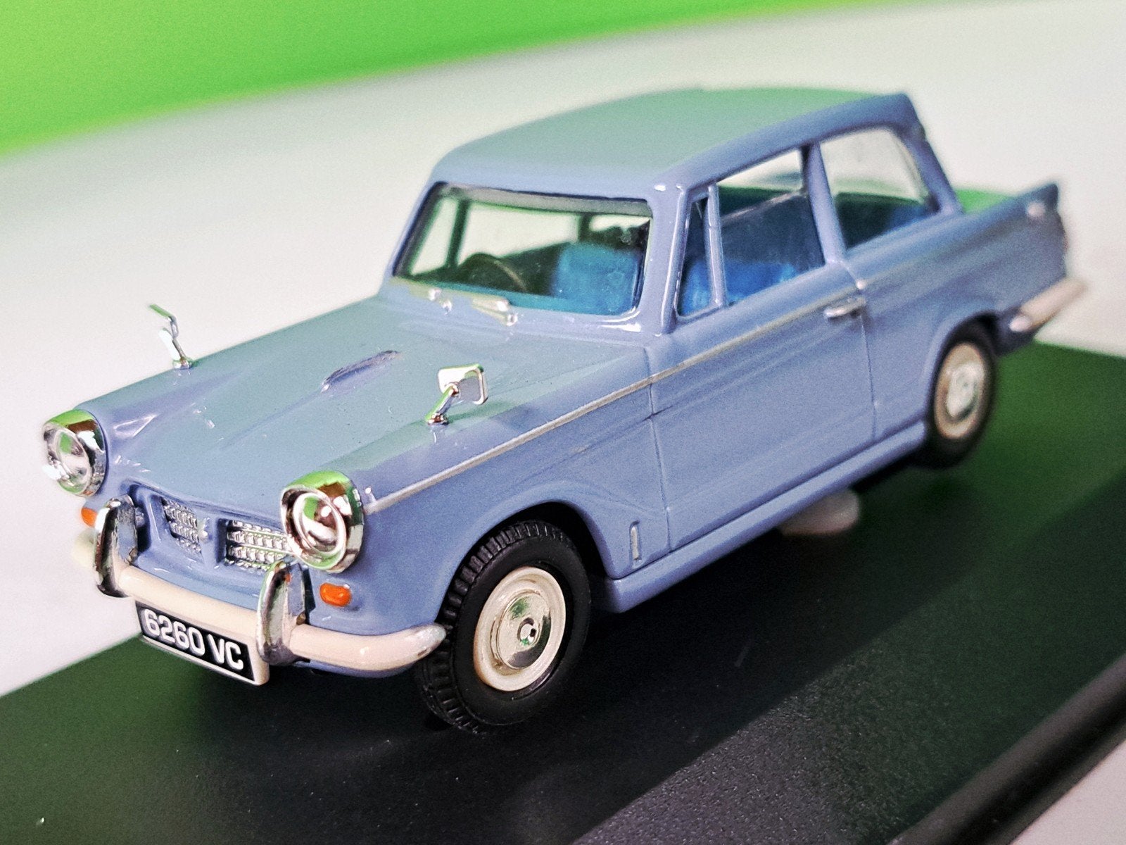 Corgi Vanguards Triumph Herald Saloon Wedgewood Blue, Ophalen of Verzenden, Nieuw, Auto, Corgi