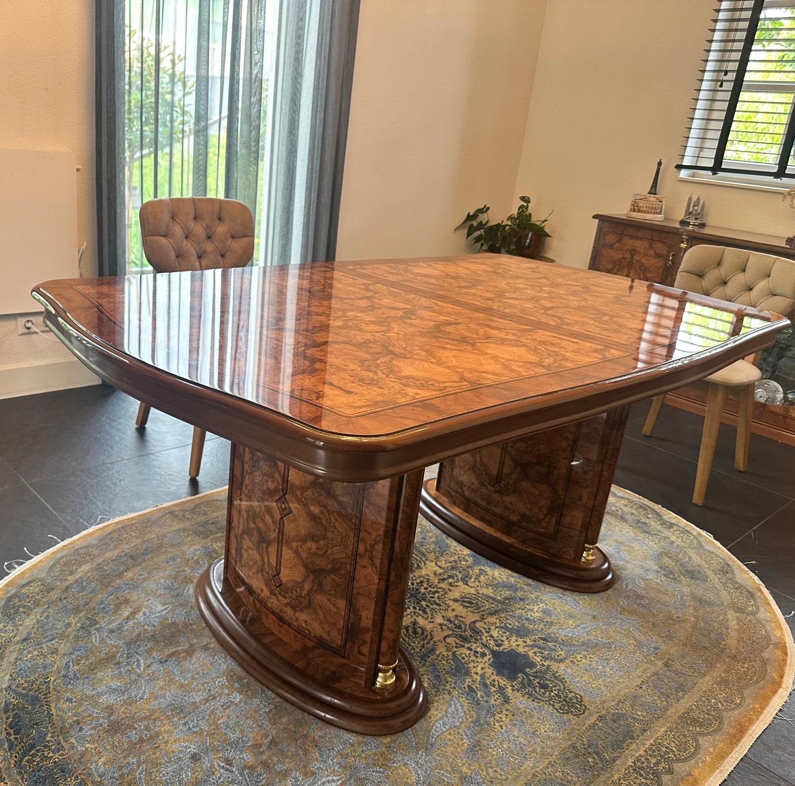 Zeer nette eettafel en dressoir met spiegel, Ophalen, 100 tot 150 cm, Klassiek, Zo goed als nieuw