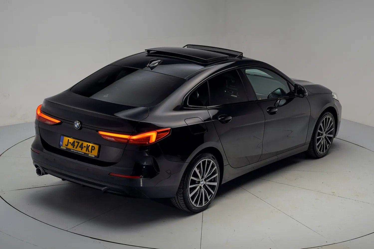 Foto 15 van BMW 2 Serie Gran Coupe 218i High Executive Sport Aut. [ Pano