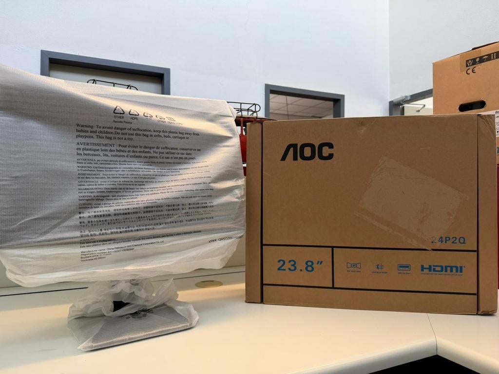 AOC 24P2Q - 24 inch Monitor, Computers en Software, Monitoren, IPS, ., In hoogte verstelbaar, Ophalen of Verzenden