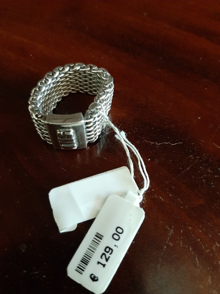 SILK ring, Nieuw, Ophalen of Verzenden, Kleiner dan 17, Dame of Heer