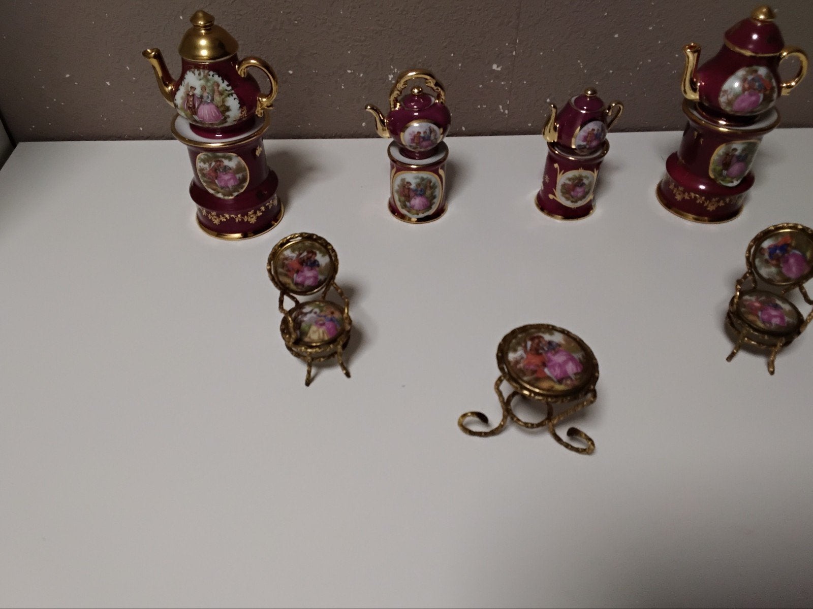 Miniatuur theeservies en meubeltjes - Decoratief, Ophalen