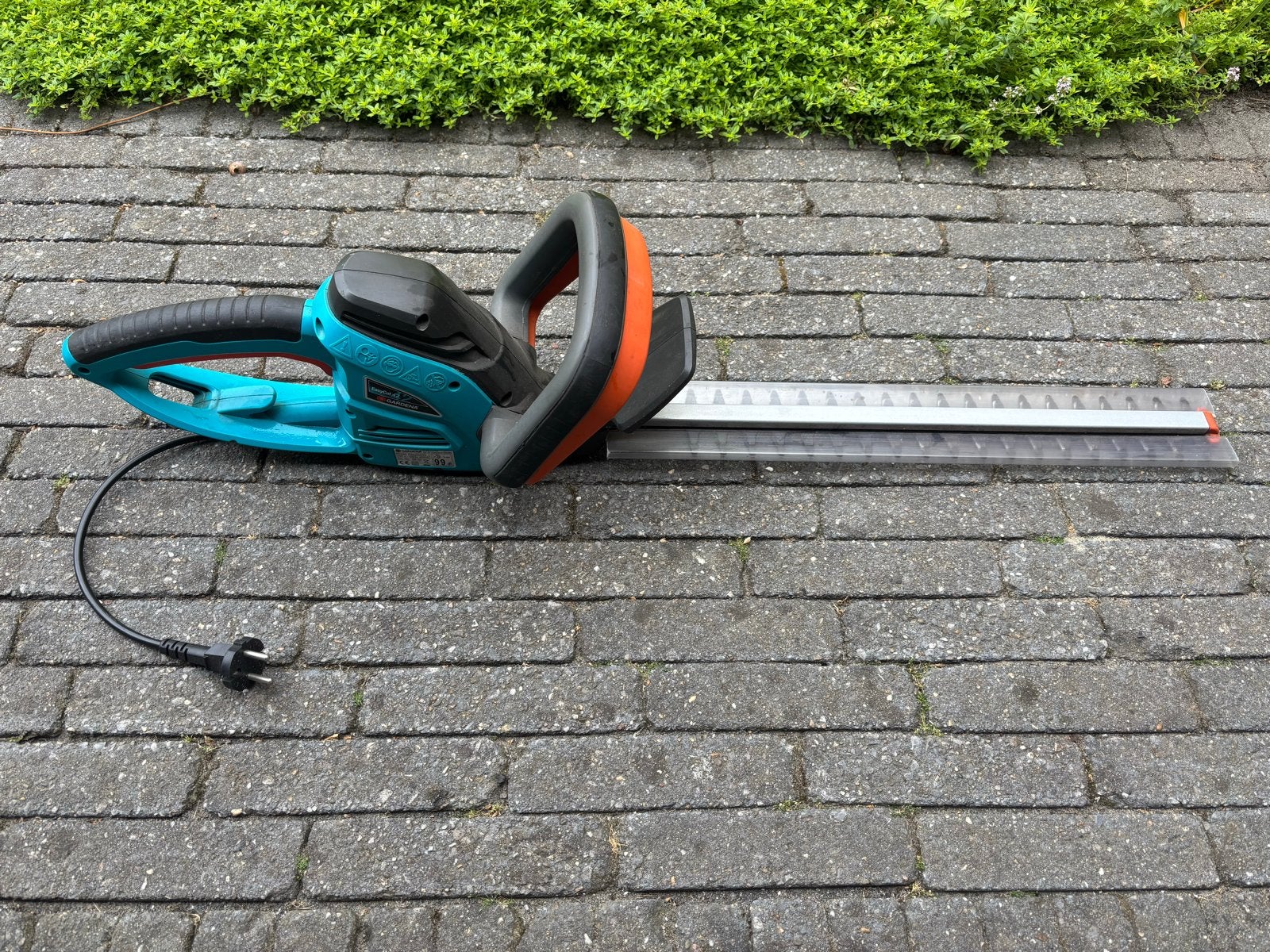 Gardena EasyCut 42 heggenschaar - Elektrisch, Tuin en Terras, Heggenscharen, Gebruikt, Elektrisch, Ophalen