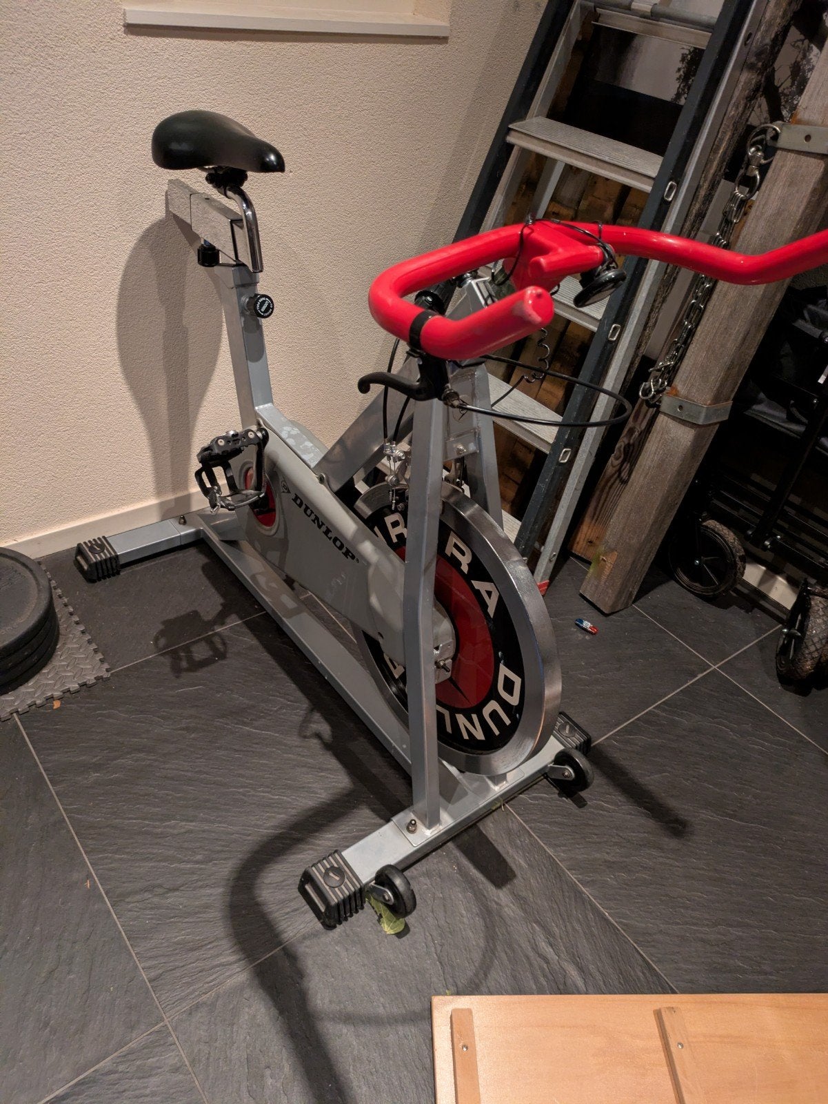 Dunlop Spinningfiets - Ideaal voor thuistraining, Sport en Fitness, Ophalen, Metaal, Benen, Spinningfiets