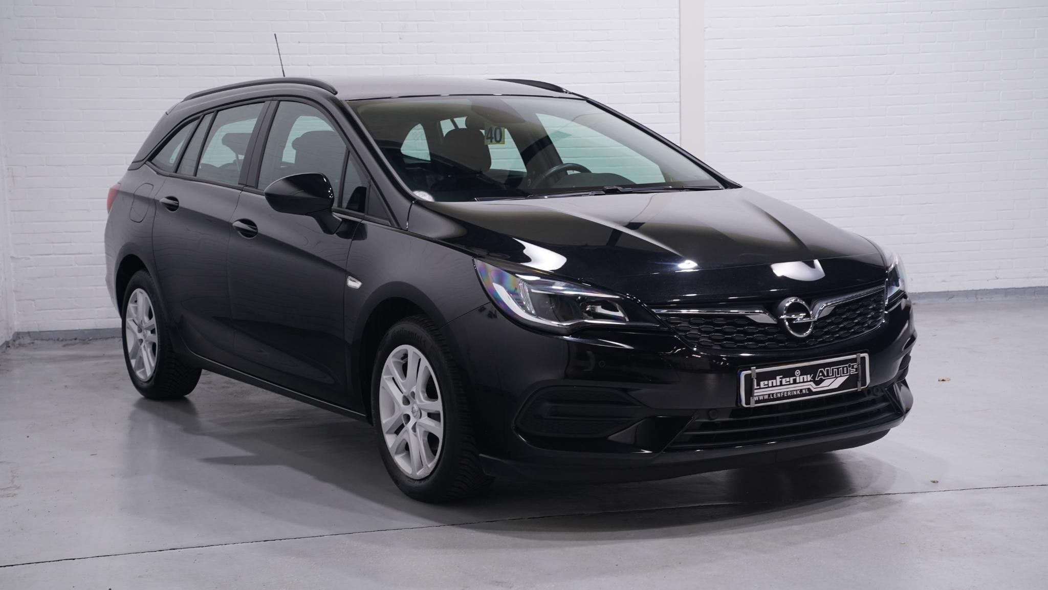 Opel Astra Sports Tourer 1.5 CDTI Business Apple Carplay/And, Stof, Gebruikt, 3 cilinders, 29 km/l