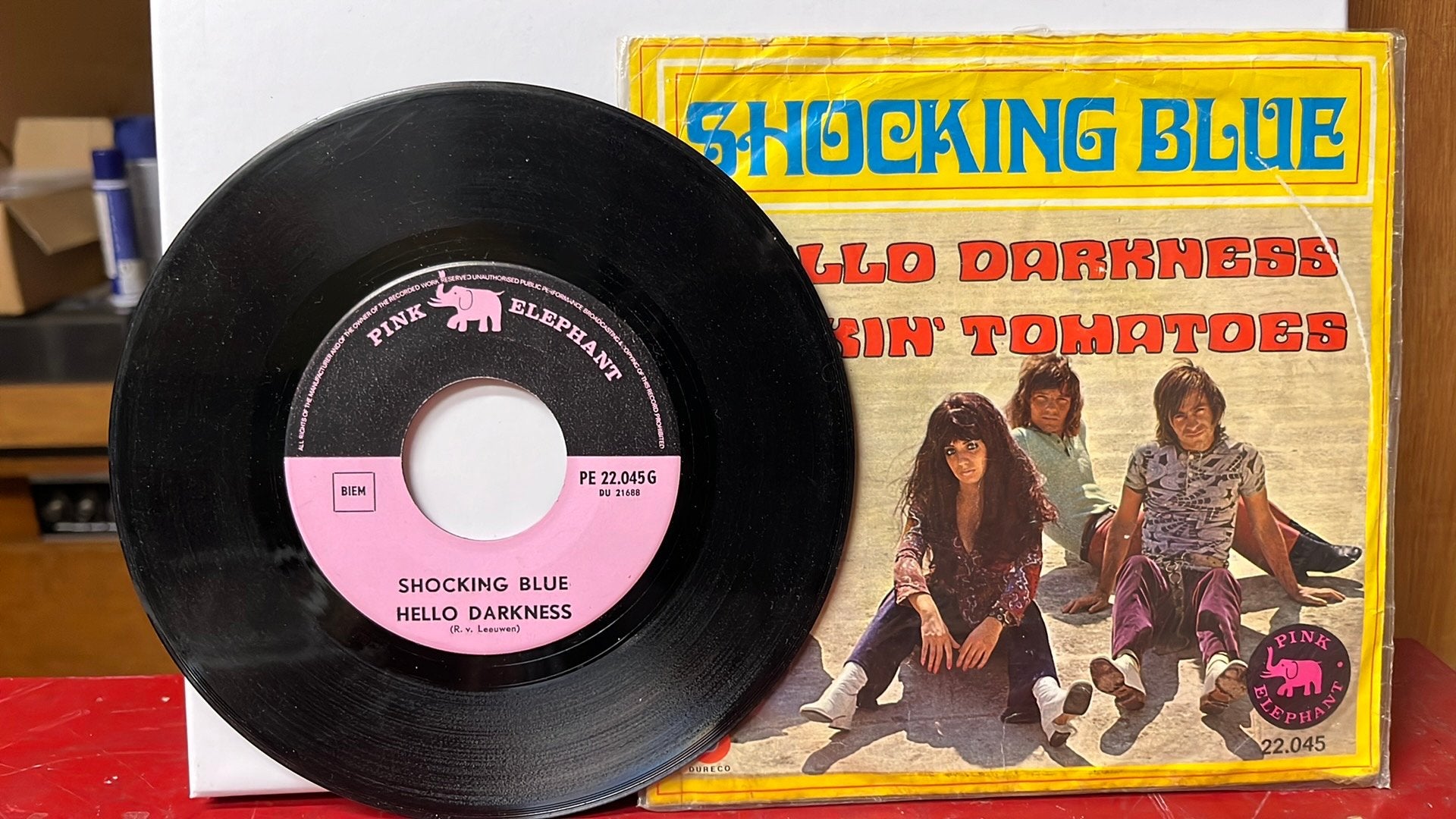 Shocking Blue Hello darkness, Ophalen of Verzenden, Gebruikt, Pop