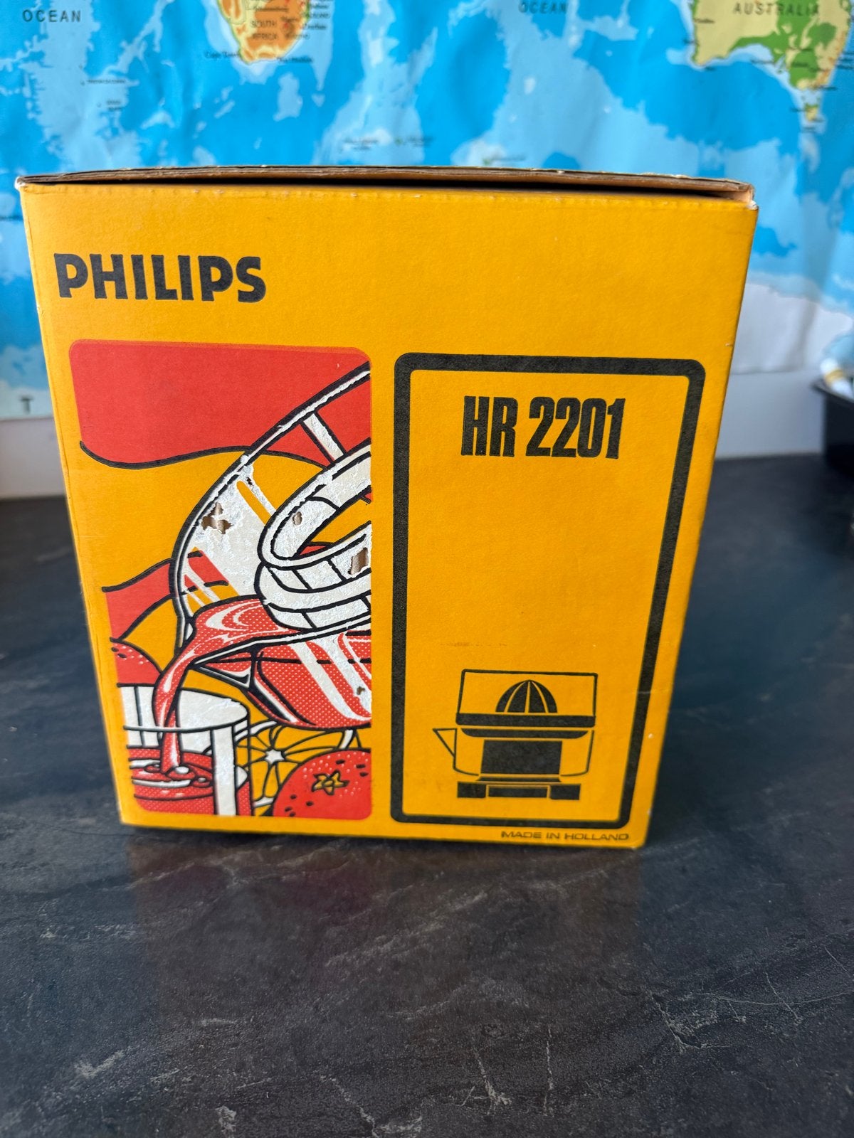Vintage Philips HR 2201 Citruspers - helemaal nieuw in verpa, Minder dan 1 liter, Ophalen of Verzenden, Nieuw, 1 snelheid