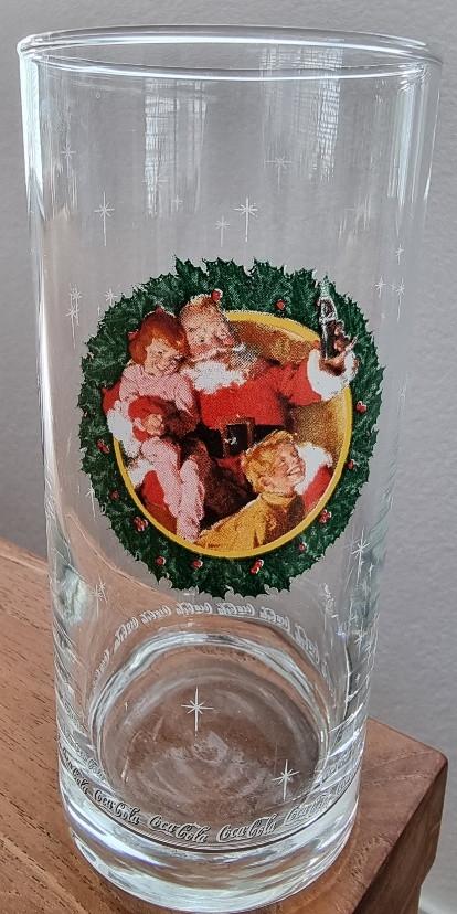 Coca-Cola kerstglas - afbeelding Kerstman - jaren 90 - ZGAN, Ophalen of Verzenden, Zo goed als nieuw, Frisdrankglas