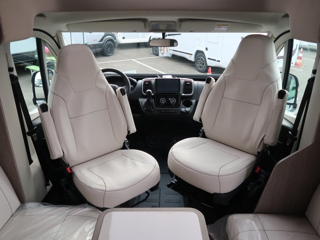 McLouis Continental COMPACT C 699LG, Automaat, Ringverwarming, Fiat, 6 tot 7 meter