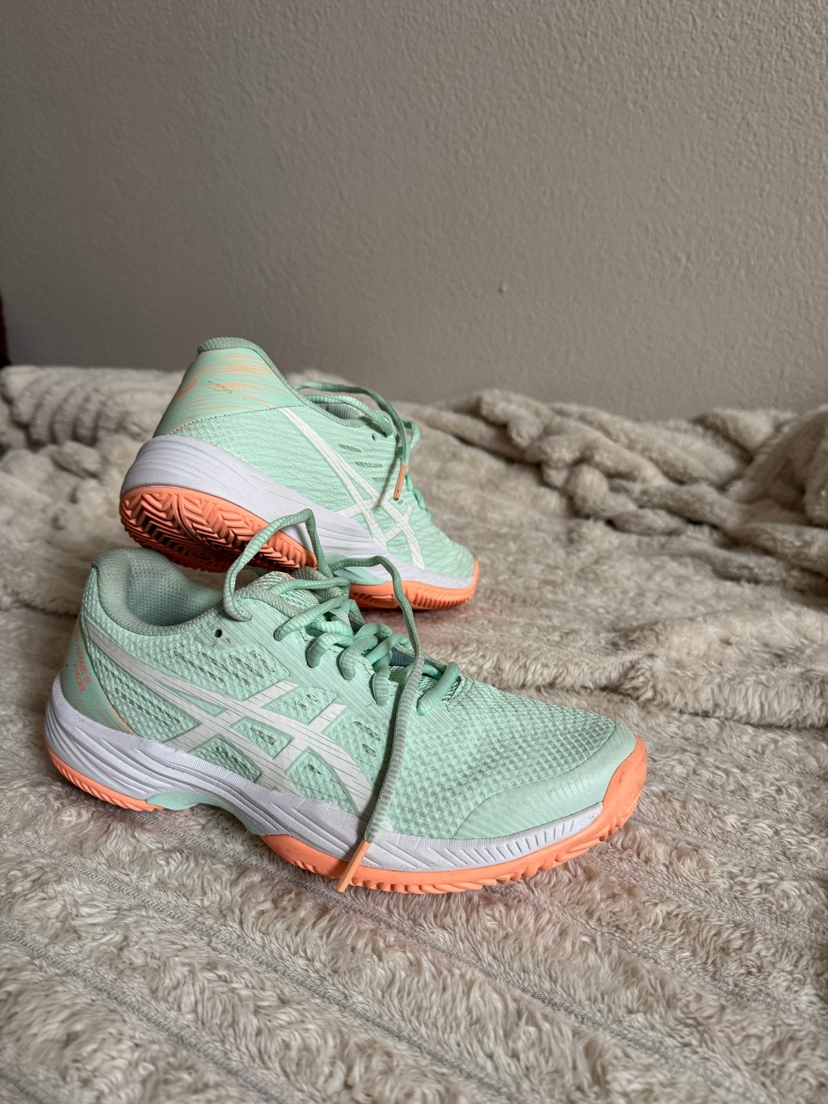 ASICS GEL-GAME 8 PADEL - 38, Kleding | Dames, Schoenen, Ophalen of Verzenden, Zo goed als nieuw, Groen, Sportschoenen