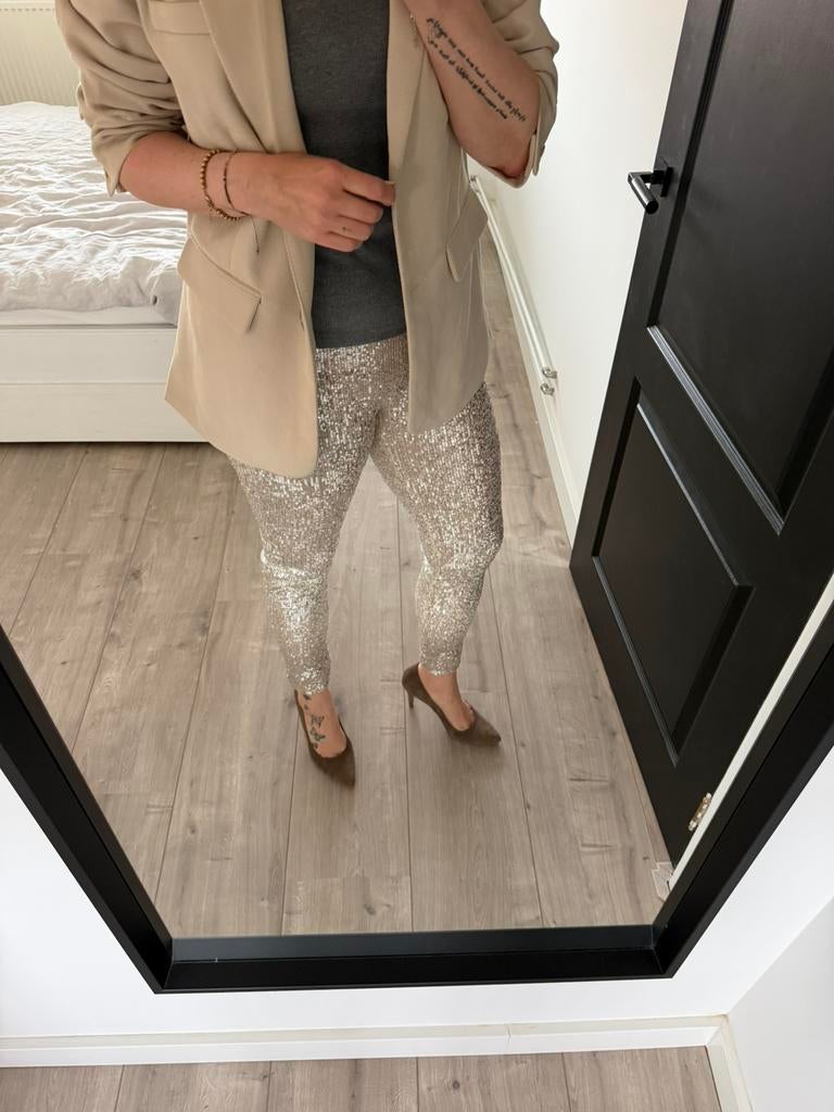 Mango Legging met pailletten L, Kleding | Dames, Broeken en Pantalons, Overige kleuren, Maat 42/44 (L), Ophalen of Verzenden, Lang