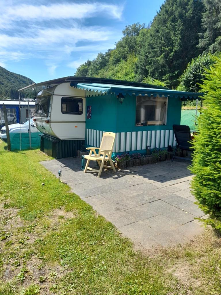 TABBERT 5.4caravan met standplaats in de Duitse Eifel, Rondzit, Tabbert, Particulier, Koelkast