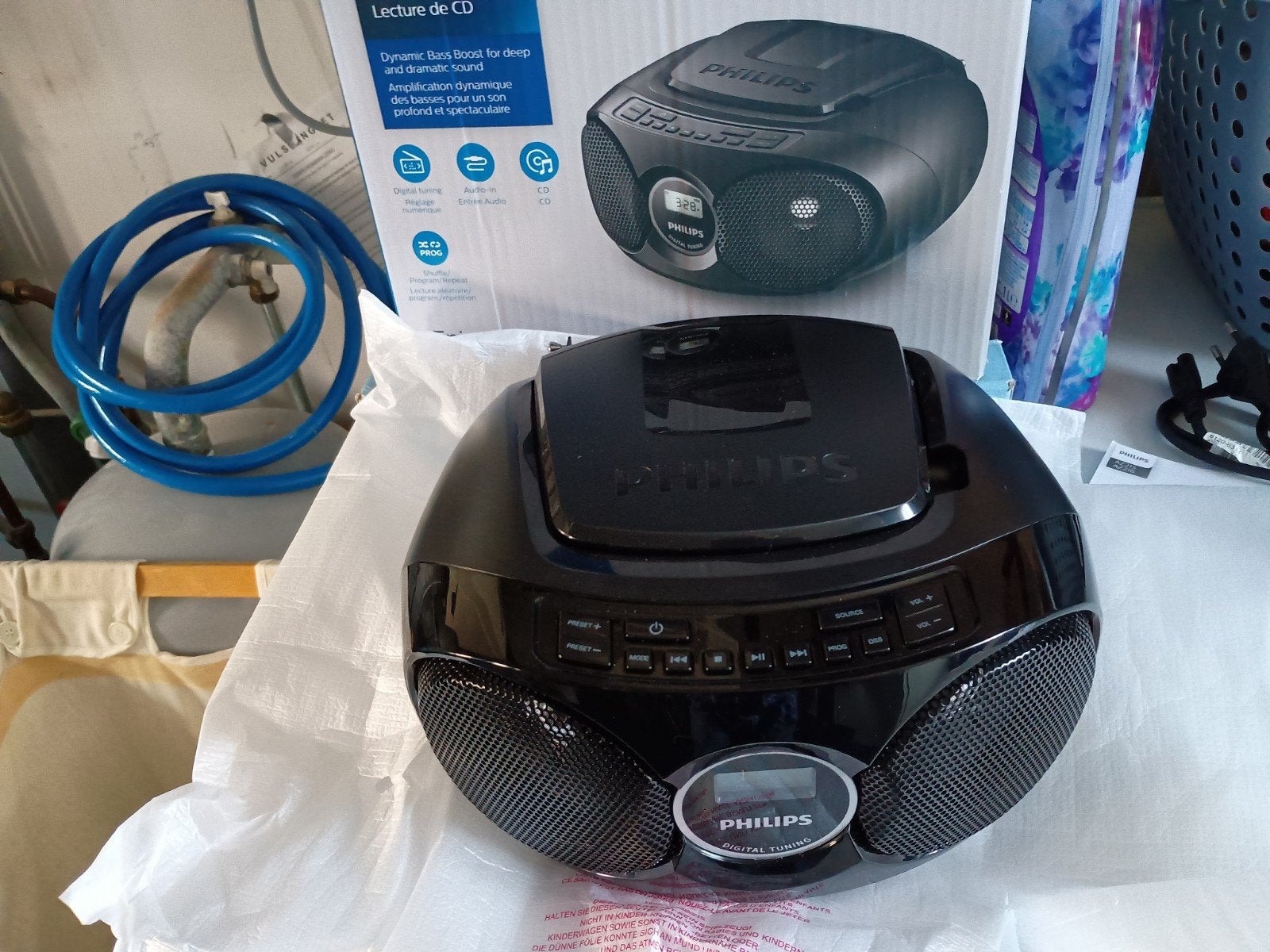 Nieuwe Philips AZ215 Boombox/CD-speler, Ophalen of Verzenden, Nieuw, Philips, Draagbaar