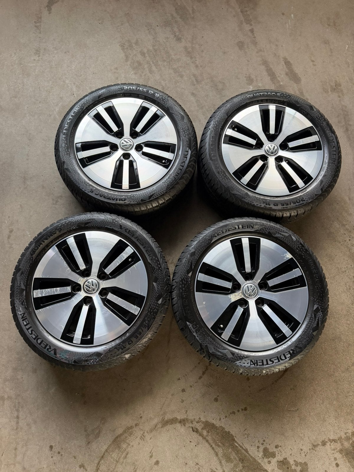 VW velgen 16 inch All Season banden, Ophalen, Gebruikt, 16 inch, 205 mm