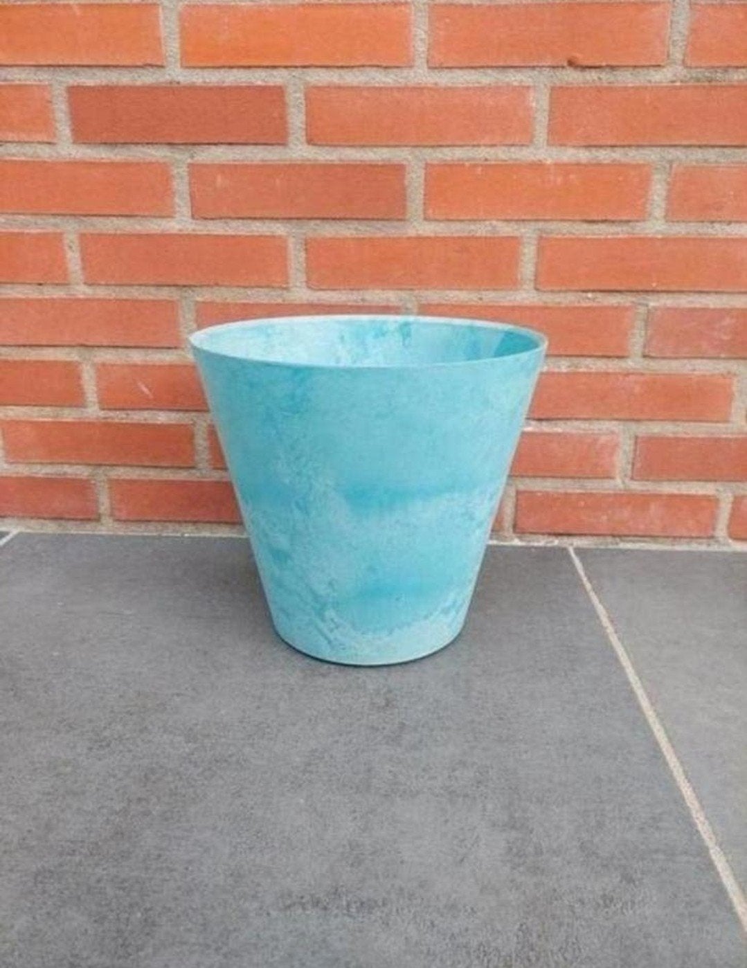 Kunstof bloempot in zeer nette staat!, Kunststof, Rond, Ophalen of Verzenden, Zo goed als nieuw