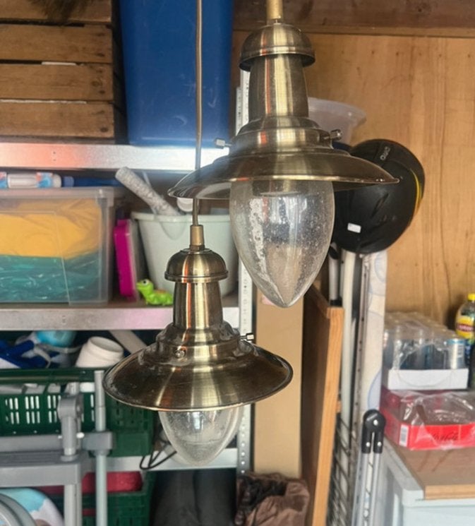 2 Gouden Hanglampen met Lichtbron - Eén Licht Beschadigd, Ophalen of Verzenden, Gebruikt, Metaal