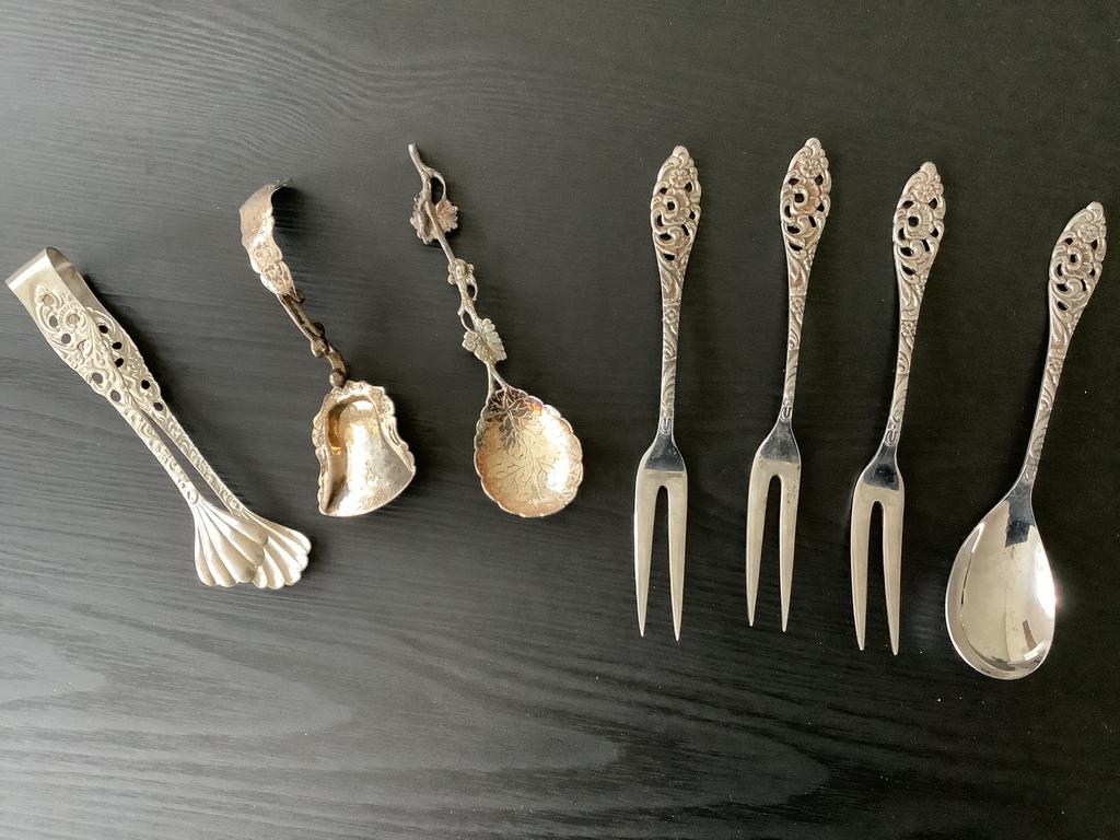 Oud Zilver verzilverd bestek vintage lepeltjes vorkjes etc, Ophalen of Verzenden
