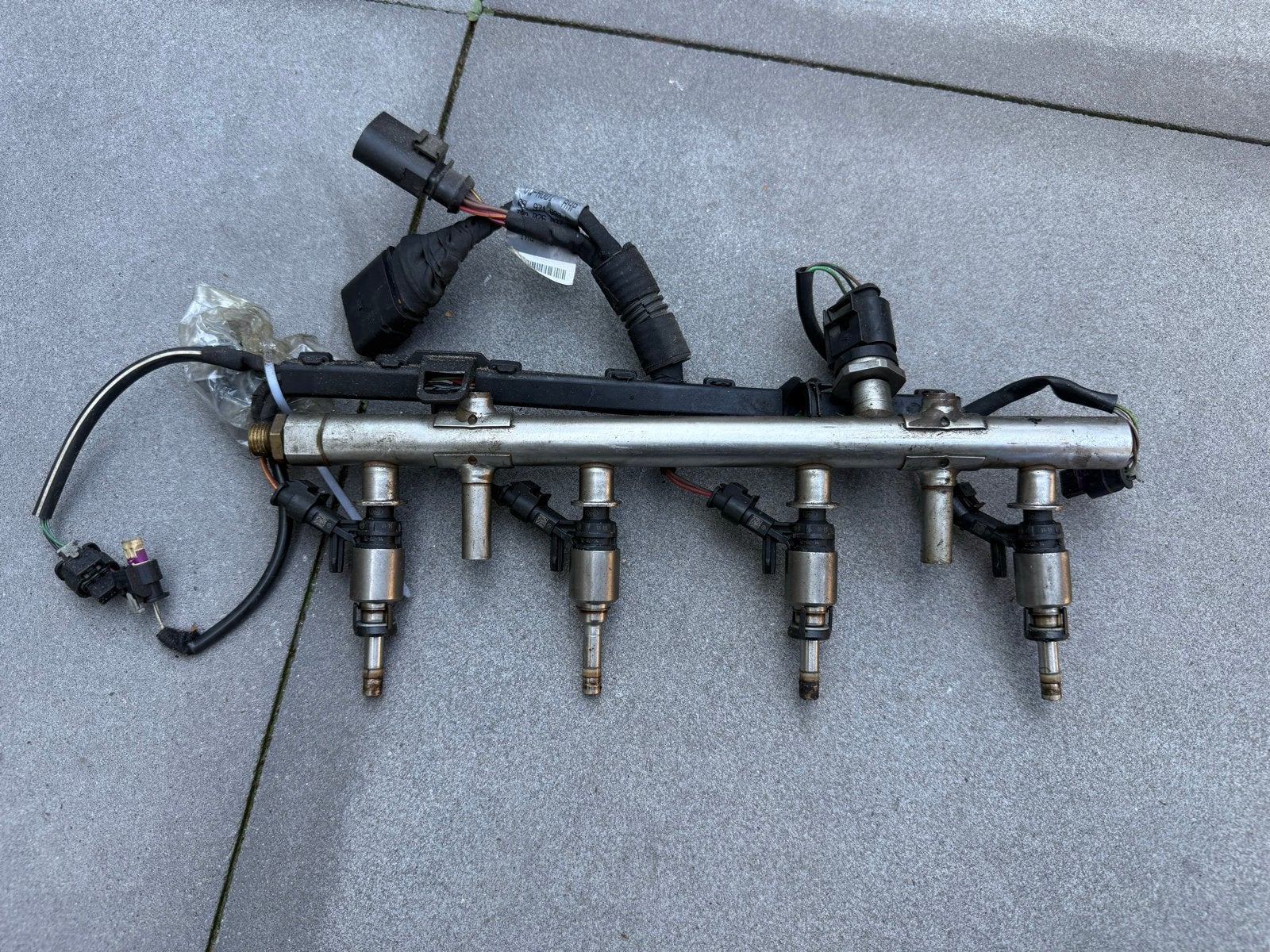 Injectoren (benzine injectie) met artikelnummer 06K906036, Auto-onderdelen, Ophalen of Verzenden, Gebruikt, Volkswagen