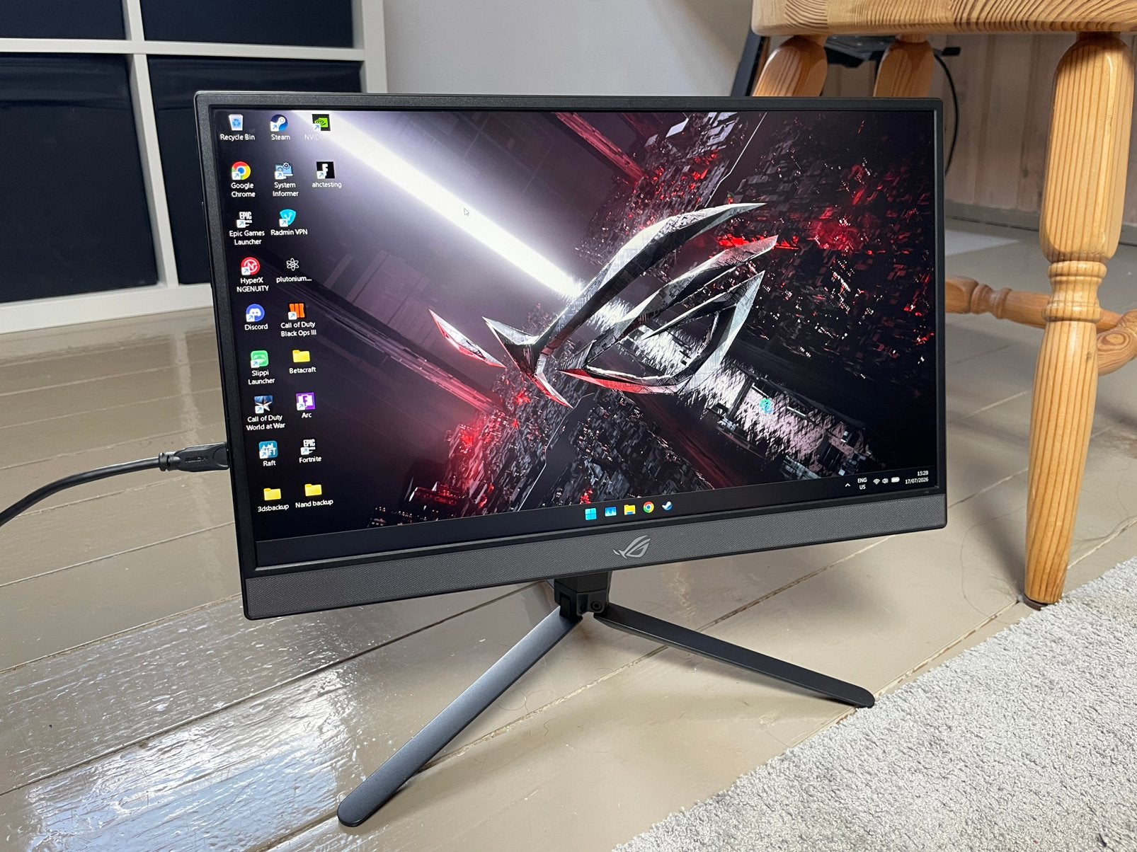 ROG Strix XG17AHPE, IPS, Full HD, Zo goed als nieuw, 1 tot 2 ms