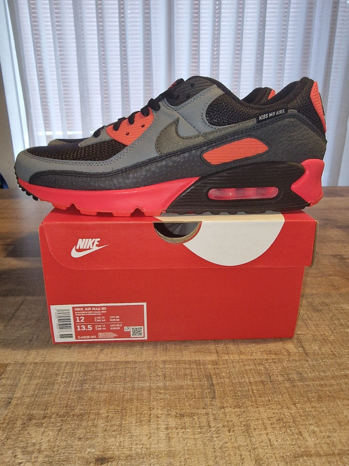 Nike Air Max 90 'Kiss My Airs' - Maat 46, Zwart, Nike, Nieuw, Ophalen of Verzenden
