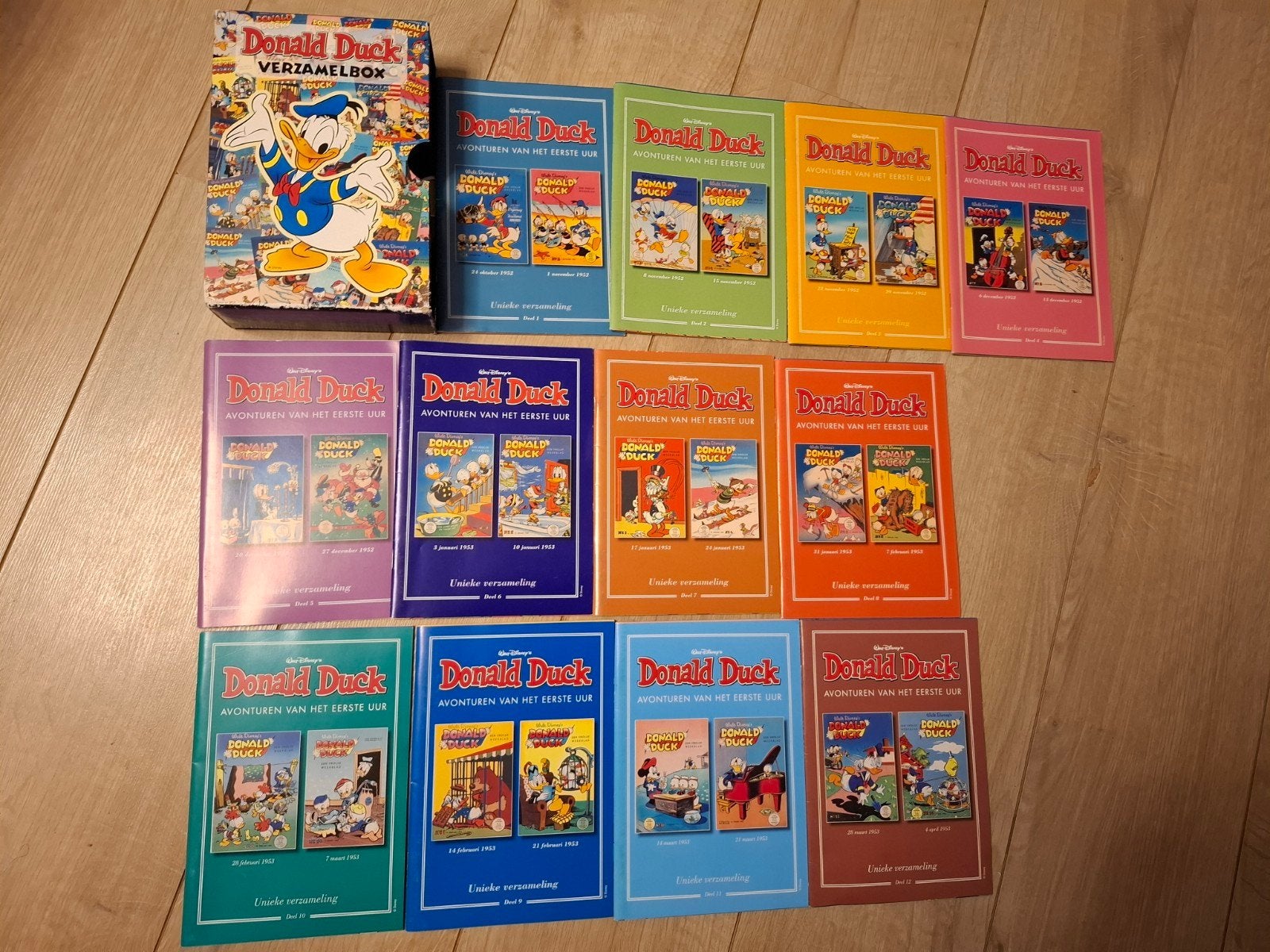 Speciale verzamelbox oude Donald Duck strips, Meerdere comics, Ophalen of Verzenden, Gelezen, Europa