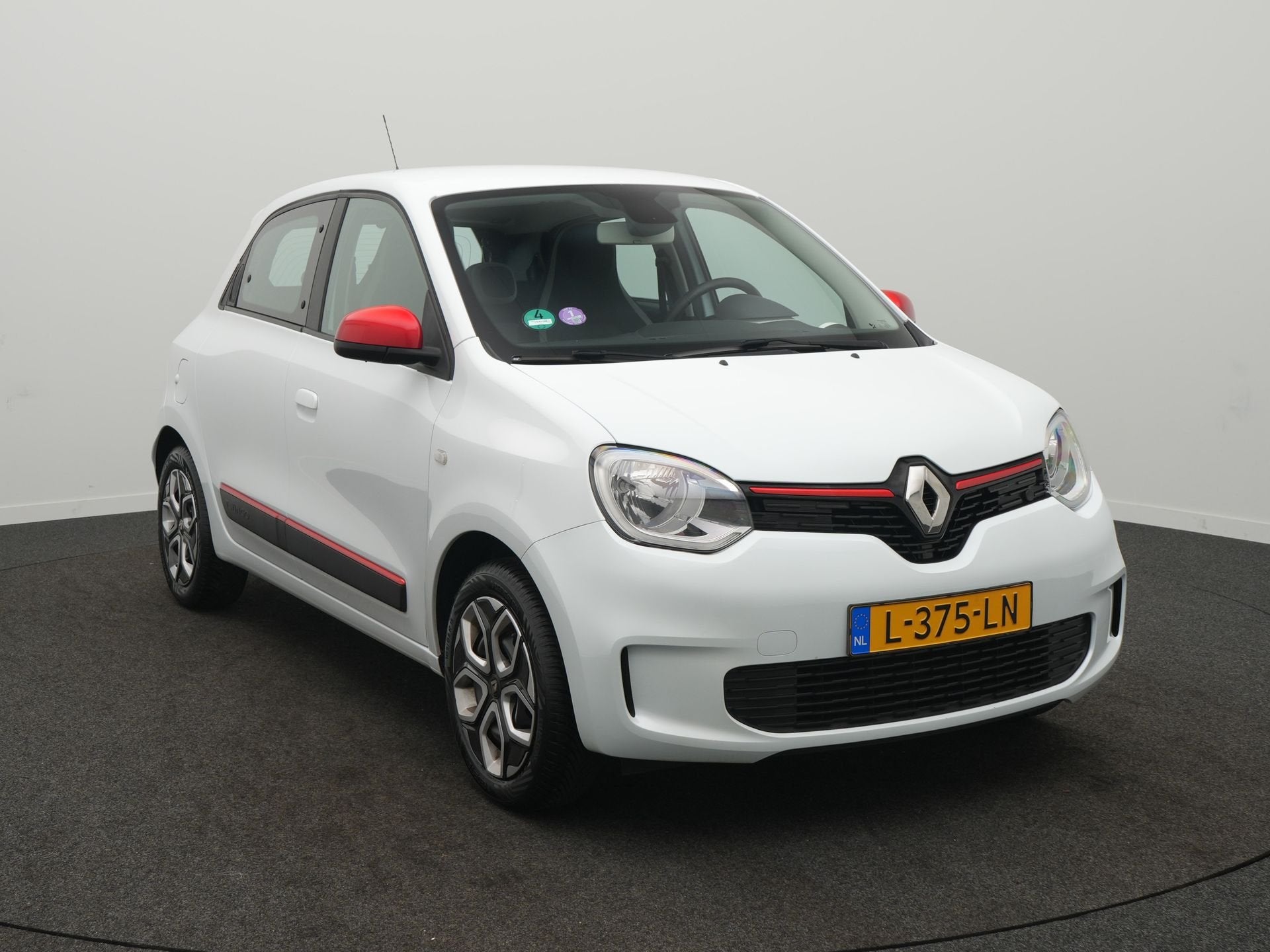 Renault Twingo SCe 70 Collection - Occasion Lease vanaf €3, Gebruikt, 4 stoelen, Origineel Nederlands, Bedrijf
