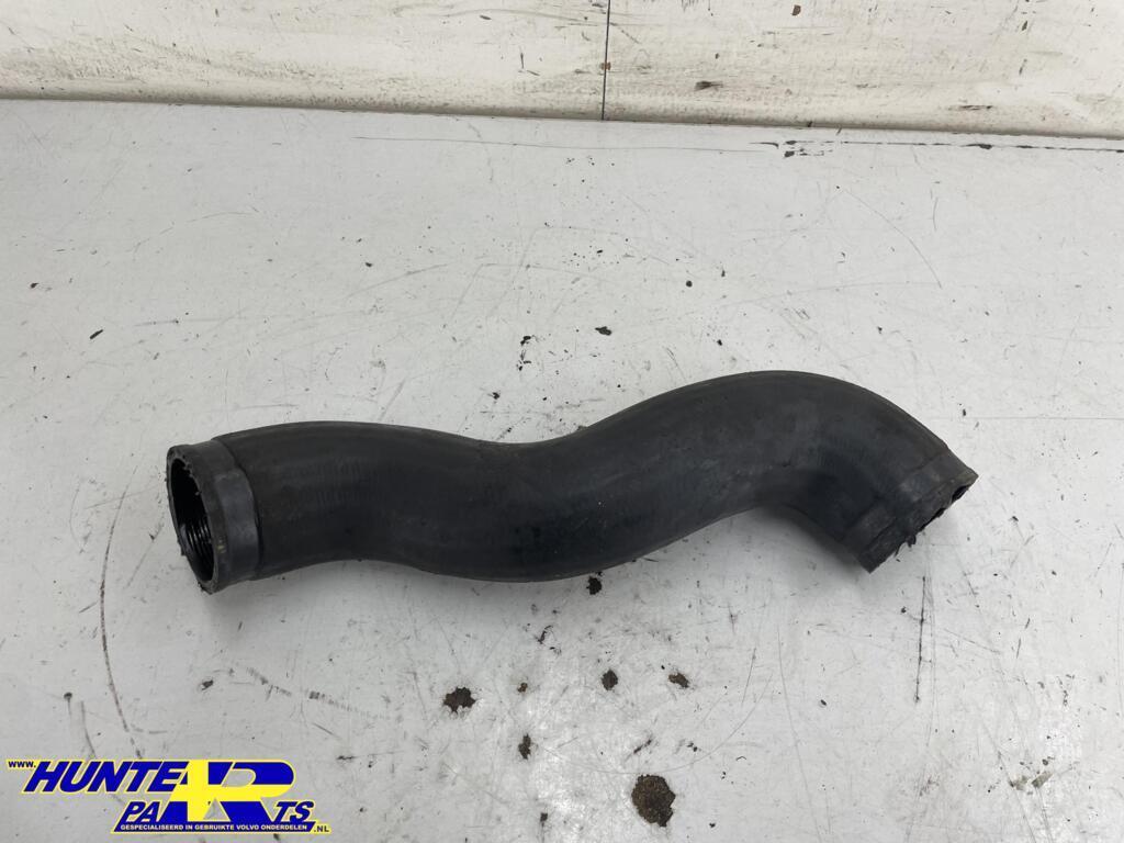 Intercooler slang Volvo V70/XC70/S60 ('00-'08) 30766441, Gebruikt, Ophalen of Verzenden, Volvo, Volvo