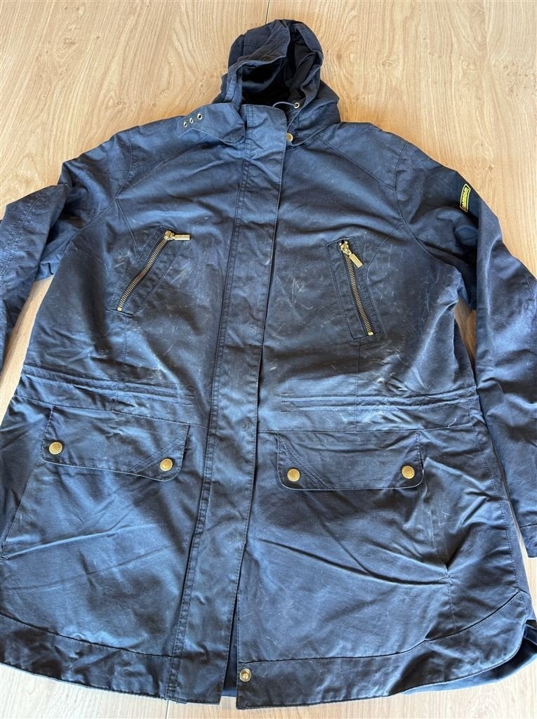 barbour ridge waxjas dames maat 18 blauw met capuchon, Kleding | Dames, Ophalen of Verzenden, Zo goed als nieuw, Maat 38/40 (M)