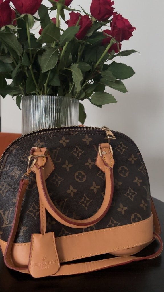 Dames tas, Sieraden, Tassen en Uiterlijk, Tassen | Damestassen, Ophalen of Verzenden, Zo goed als nieuw, Bruin, Schoudertasje