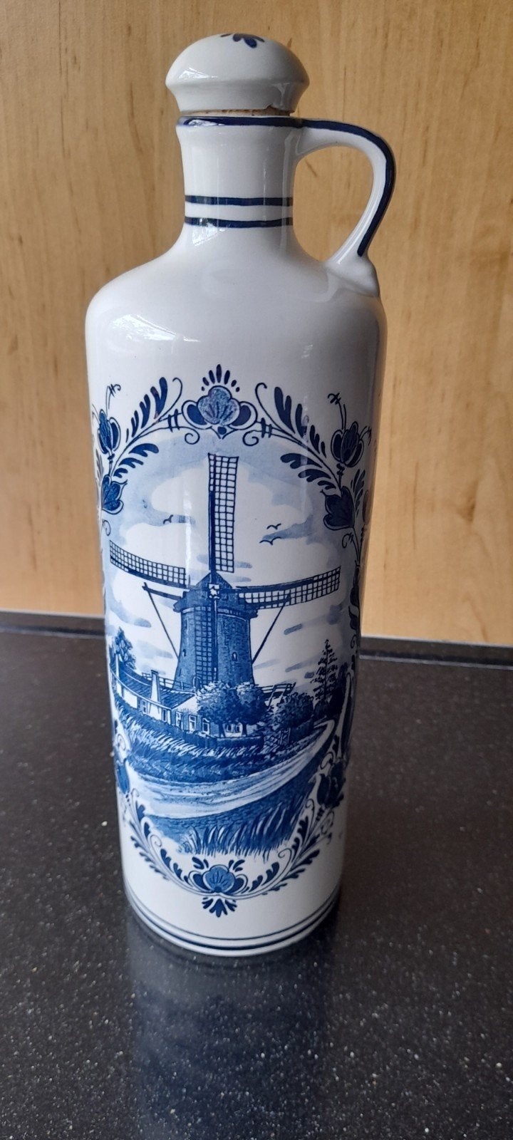 Stenen kruik, delfts blauw handwerk, Ophalen