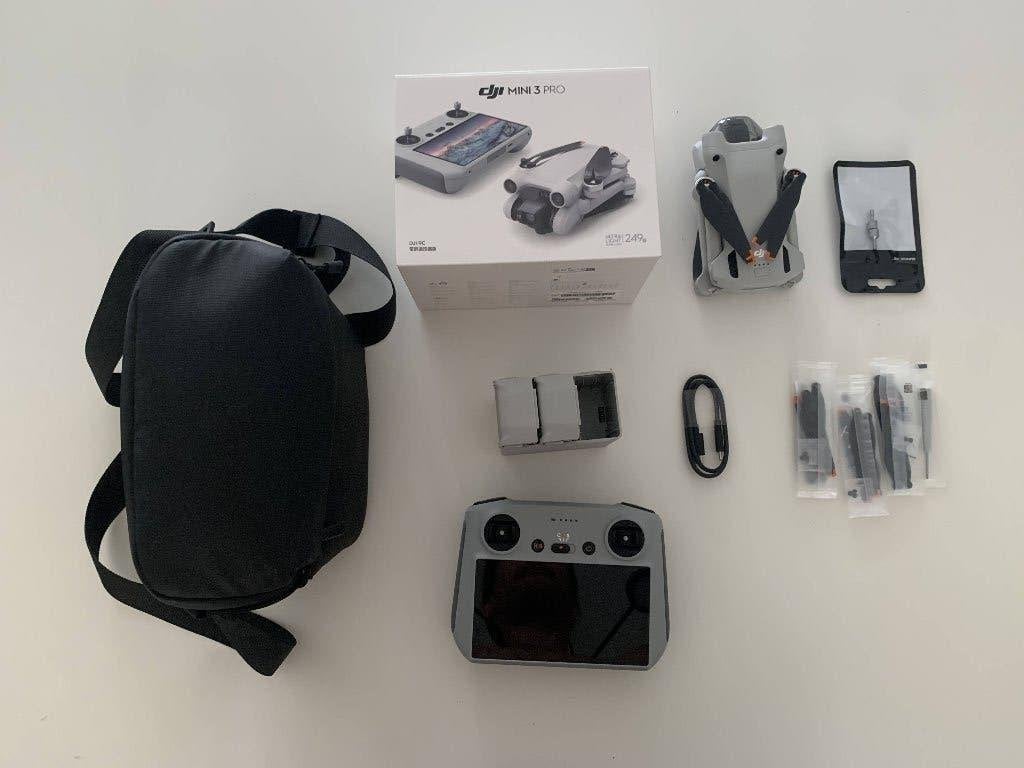 DJI Mini 3 Pro Fly More Combo – slechts 2x gebruikt, Ophalen, 30 tot 45 minuten, Zo goed als nieuw, Professionele drone