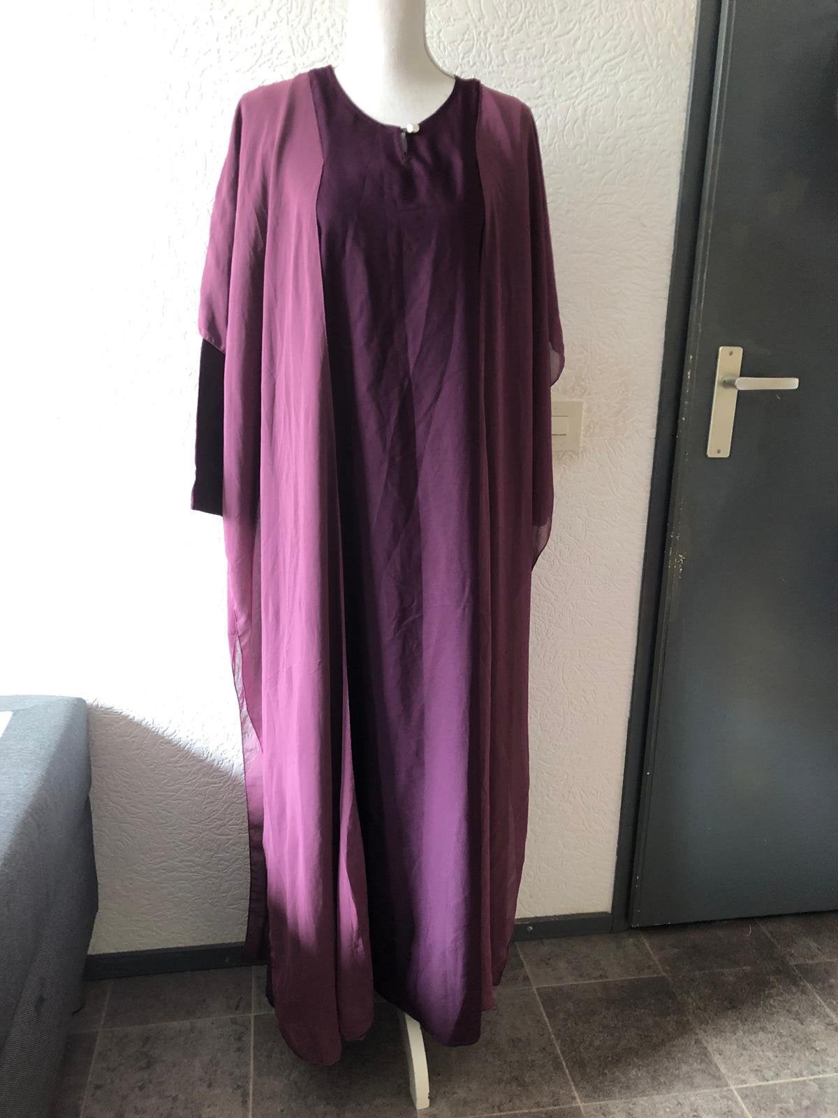 Maat M - lang jurk met sjaal (beide kant) 2 X 10 € per stuk, Maat 38/40 (M), Overige kleuren, Ophalen of Verzenden, Zo goed als nieuw