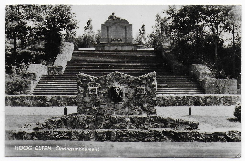 Hoog Elten Oorlogsmonument gelopen Ansichtkaart ( B7702), Verzamelen, Ophalen of Verzenden, 1960 tot 1980, Gelopen, Gelderland