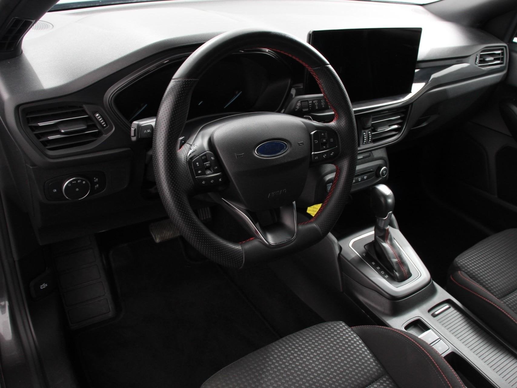 Ford Focus 1.0 Focus 125 PK HB ST-Line Automaat Navigatie Cl, Auto's, Gebruikt, Euro 6, 1337 kg, Bedrijf
