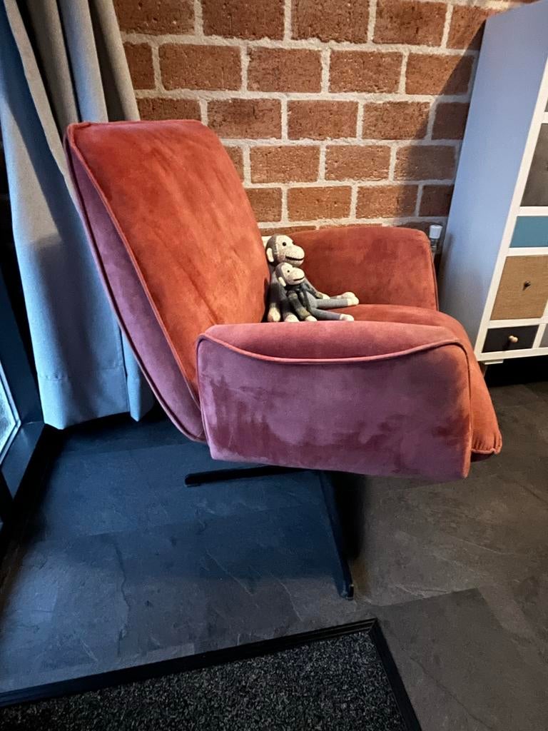 Prachtige design draaifauteuil - Zgan, Huis en Inrichting, Ophalen, 75 tot 100 cm, Zo goed als nieuw, Stof