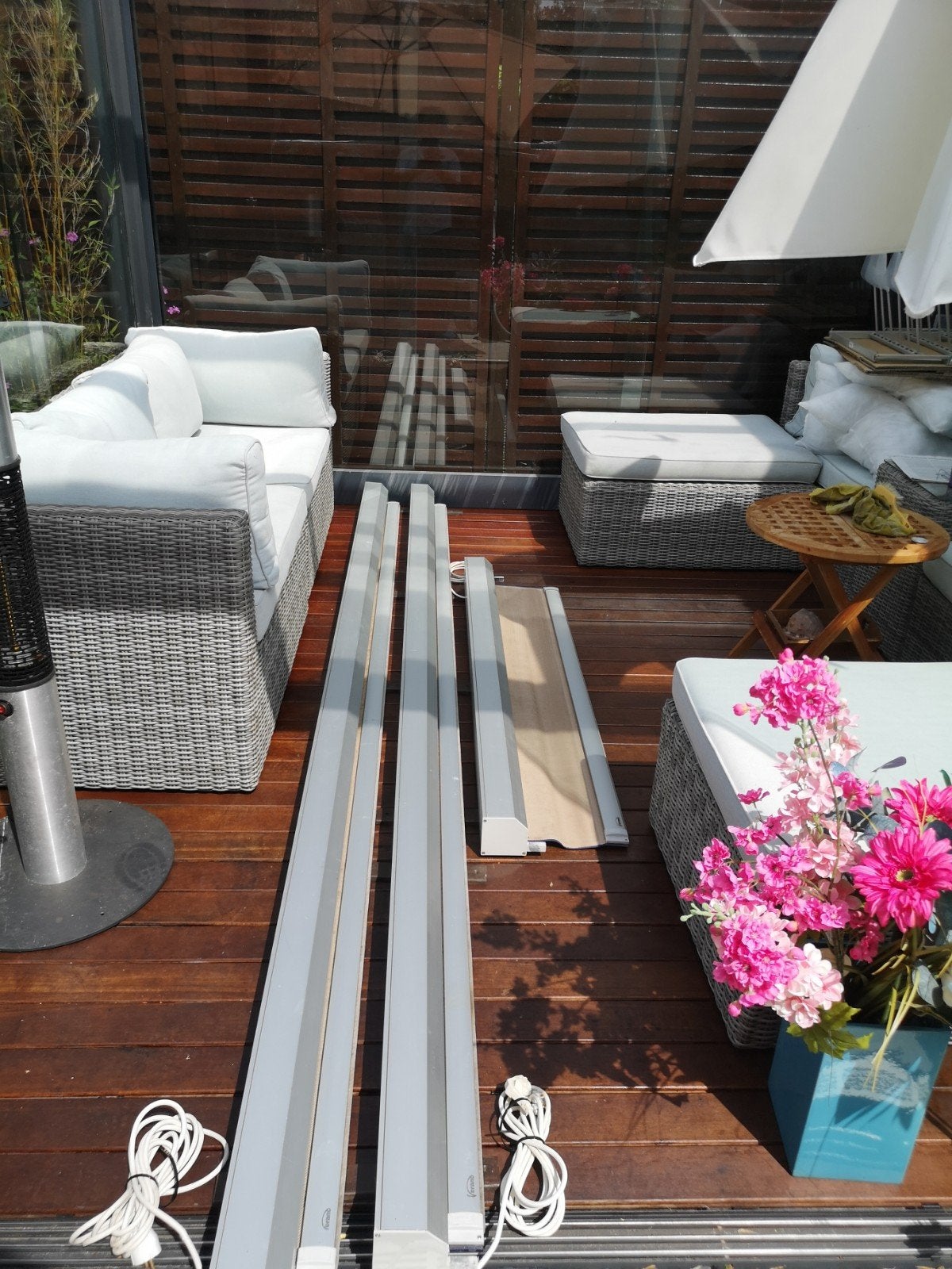 LUXE SET: 3x Verano Rits Screens (met Somfy IO afstandsbed), Ophalen, Elektrisch, Zo goed als nieuw, 150 tot 300 cm