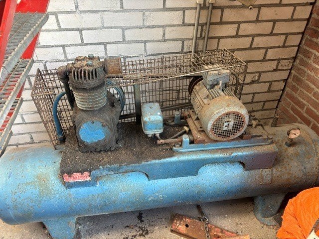 Compressor, Ophalen, Gebruikt, 10 bar of meer, 25 tot 100 liter