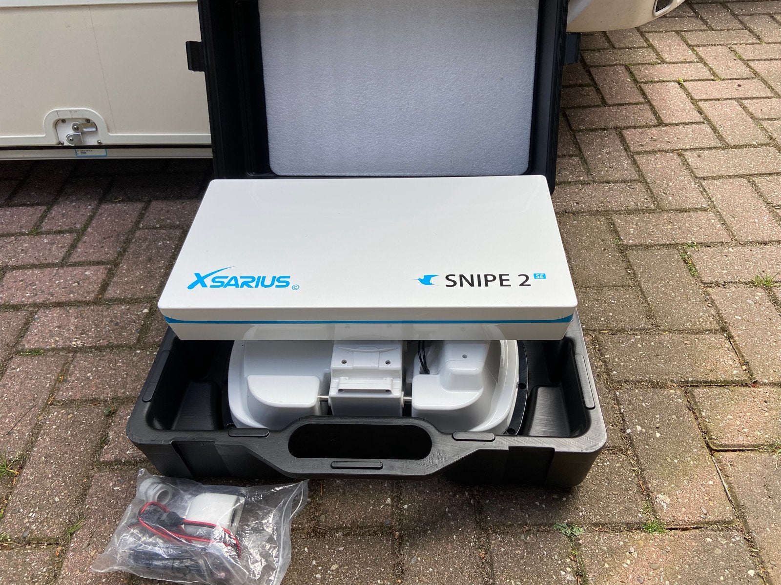 Vol automatische satelliet antenne en ontvanger, Ophalen, Zo goed als nieuw, (Schotel)antenne, Overige merken