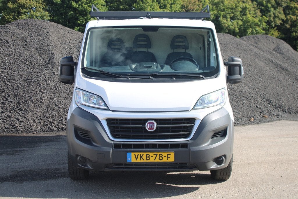 Fiat Ducato 30 2.0 MultiJet L1H1 (bj 2015), Auto's, Voorwielaandrijving, Euro 5, Stof, Zwart