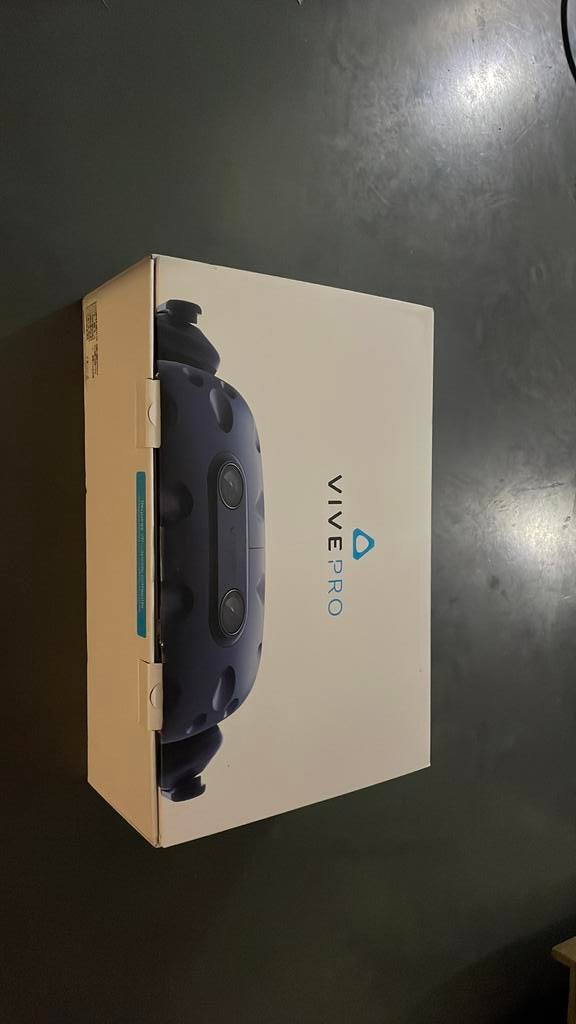 HTC Vive Pro Virtual Reality Kit, Pc, Zo goed als nieuw, Support@htc.com, HTC